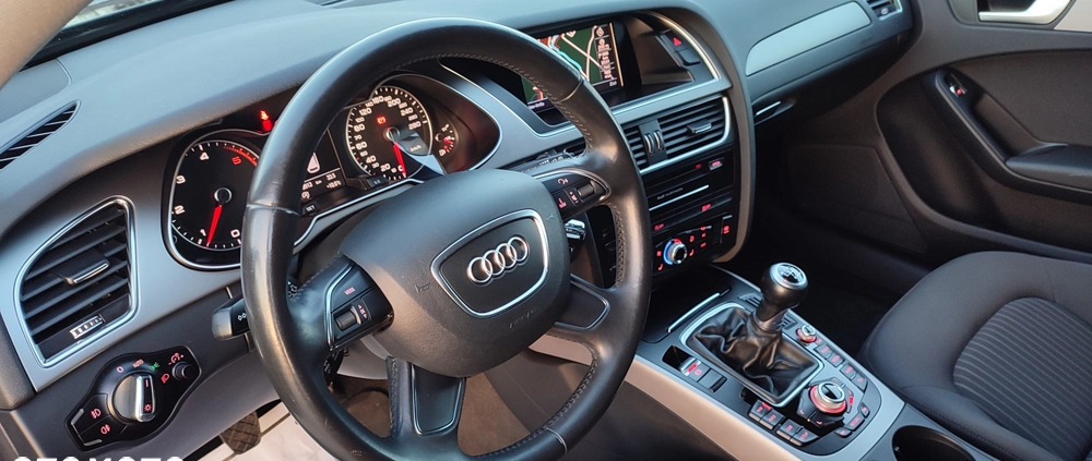 Audi A4 cena 38900 przebieg: 239000, rok produkcji 2012 z Piotrków Kujawski małe 277
